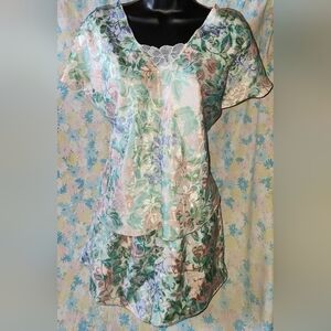 Vintage Silky Pastel Floral 2-Piece Pajama Set *Volup*